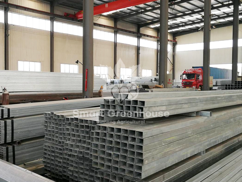 Greenhouse structure 