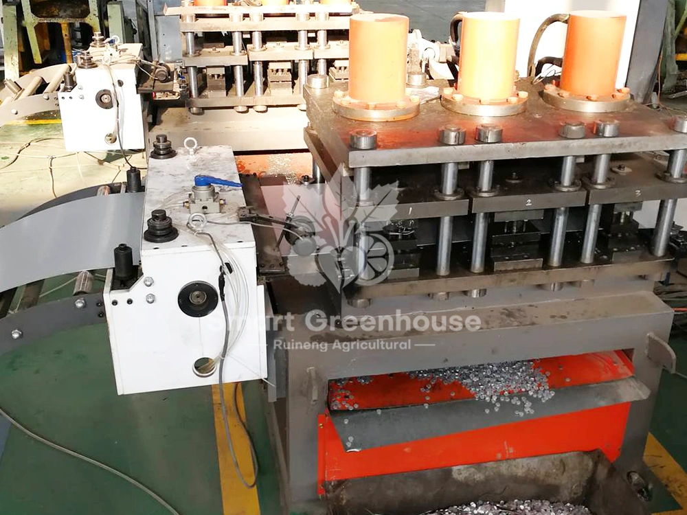 Produce machine greenhouse